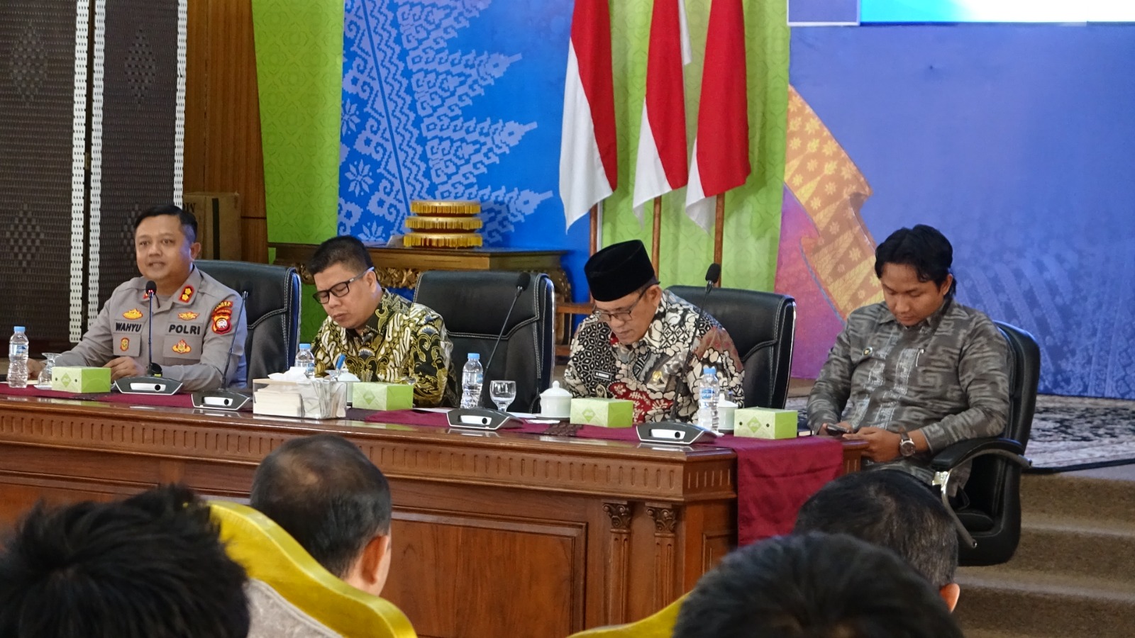 Bupati Sambas Pimpin Rakor MBG, Tekankan Kolaborasi dan Kesiapan 55 SPPG