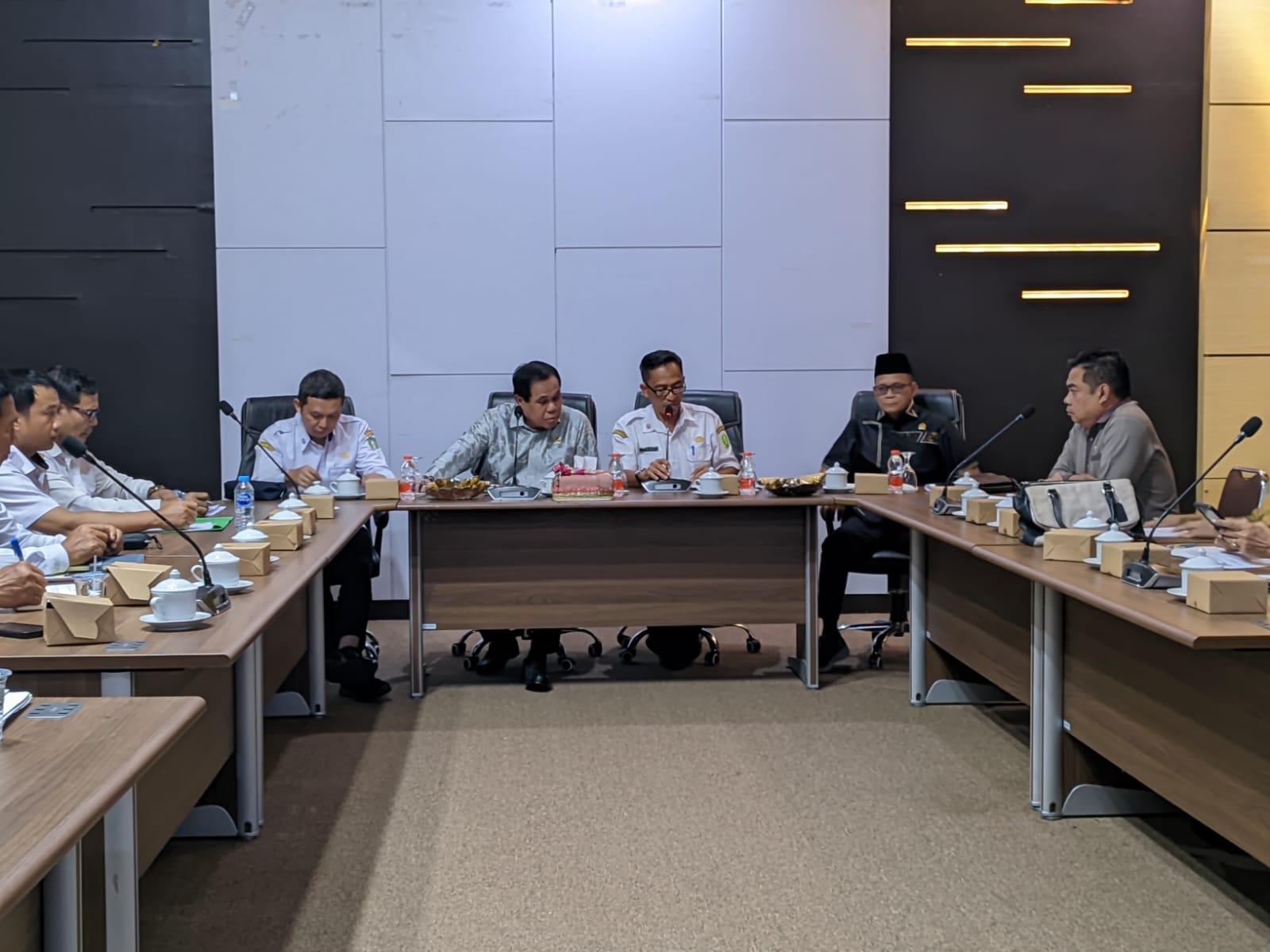 Pemkab Sambas Terima Monitoring DPRD Kalbar Terkait DOB Sambas Pesisir